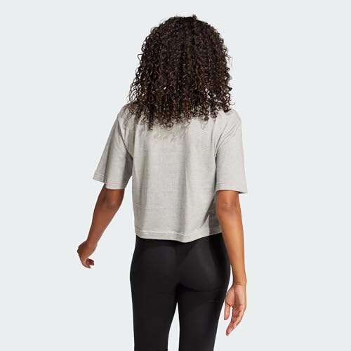 Adidas T-Shirt Donna Essentials Grigio M - immagine 1