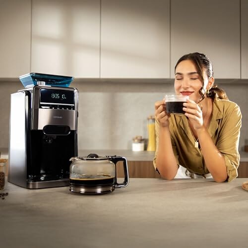 Cecotec Coffee 66 Grind & Brew Macchina da Caffè - immagine 3