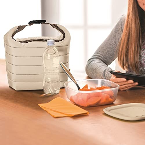 Guzzini Set Borsa Termica Ocra con Contenitore - immagine 1